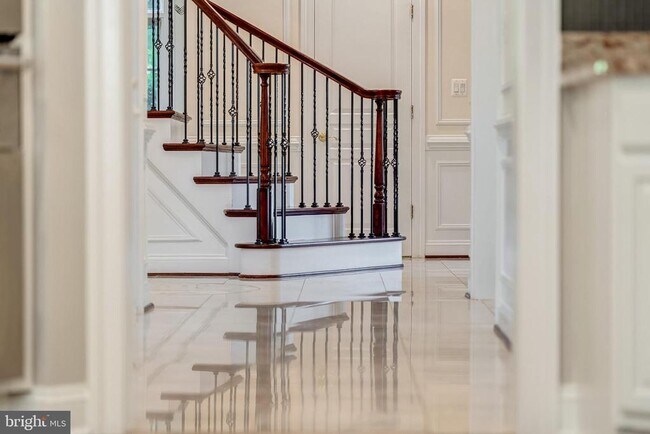 Building Photo - 18852 Ridgeback Ct