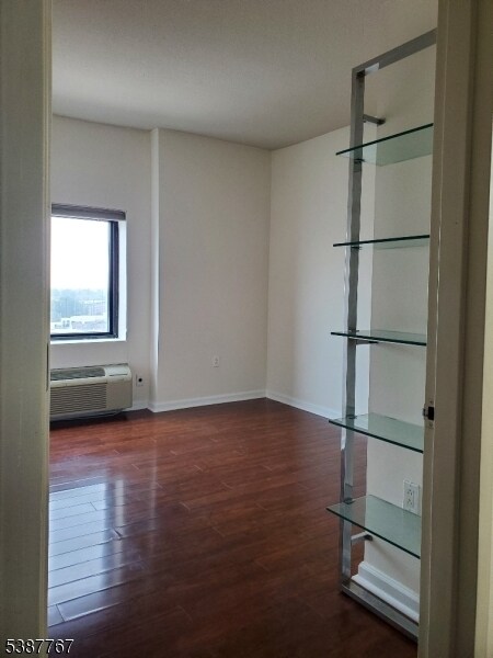 Building Photo - 1 Carriage City Plz