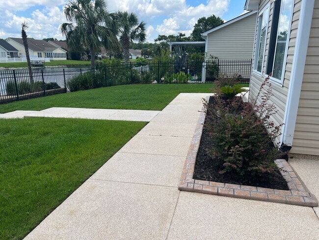 Building Photo - Beautiful Four Bedroom, 2.5 Bath Home, plus Bonus room! Now Available in Little River! Community ...