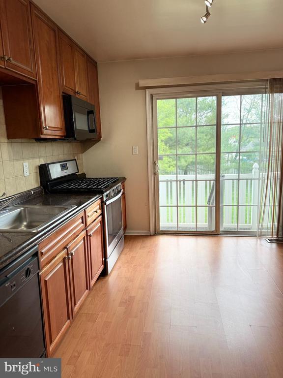 Building Photo - 2605 Gramercy Way