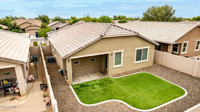 Building Photo - 3514 E Cowboy Cove Trail