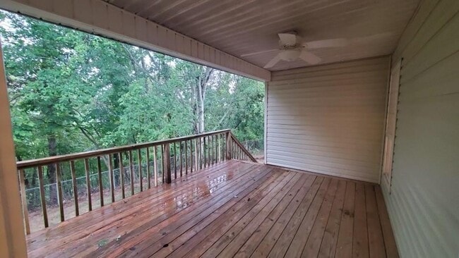 Building Photo - 21 Valley View Cir