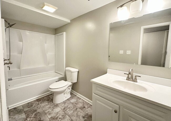 Building Photo - 1552 Helderberg Ave