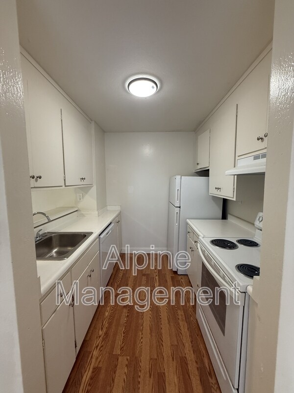 Building Photo - 2632 Warring St