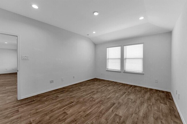 Building Photo - 20818 Marigold Meadows St