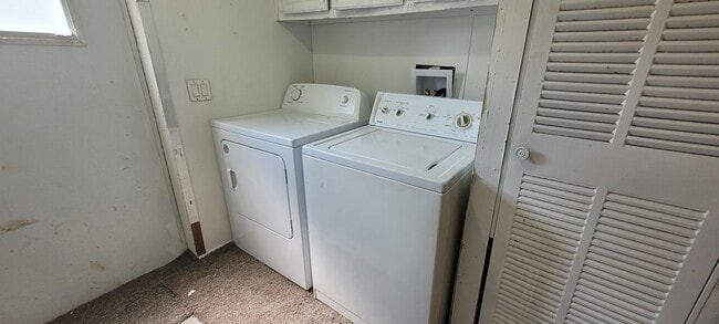 Building Photo - 3 bedroom 2 bathroom mobile home in Quarry...