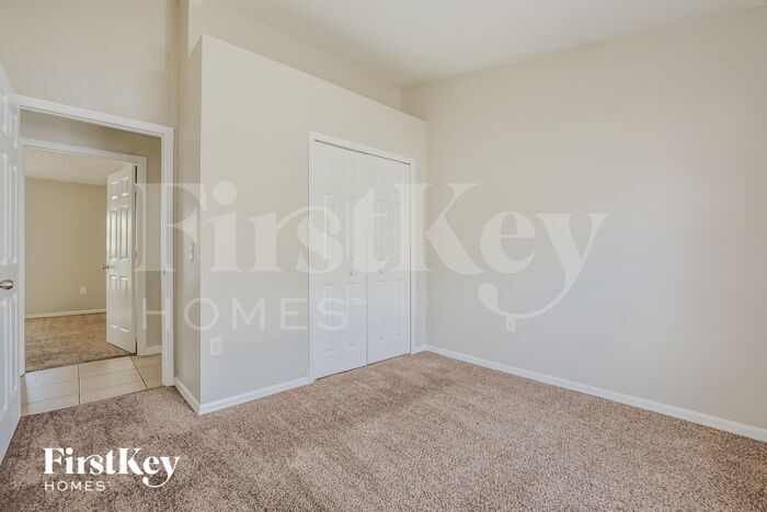 Building Photo - 7452 Little Pond Ct