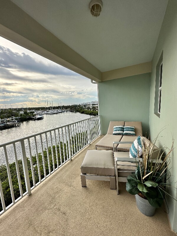 Building Photo - 521 Bahia Beach Blvd