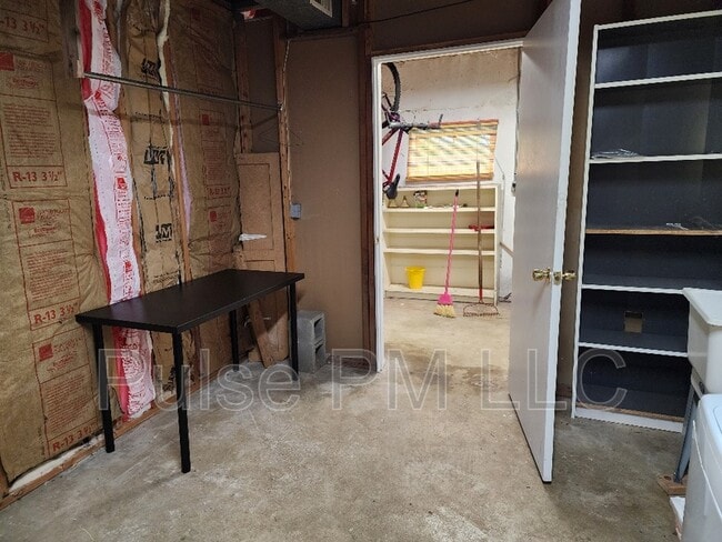 Building Photo - 124 Bon Jan Ln
