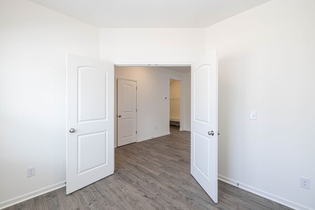 Building Photo - 4 Bedroom Home Piedmont School District - ...