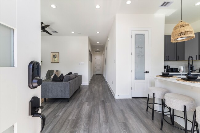 Building Photo - 4802 Angleton St