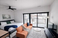 Building Photo - 206 N 48th St