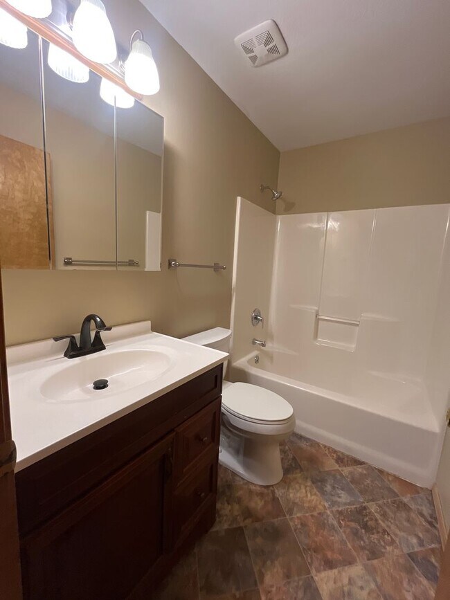 Building Photo - Sit Back, Relax. Your New home Awaits.