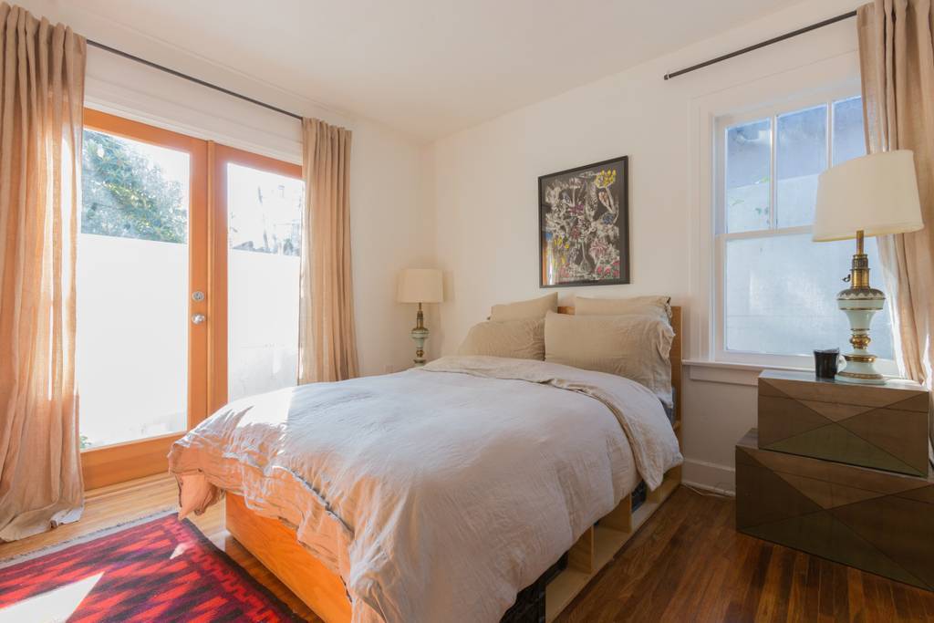 Building Photo - 2112 Santa Ynez St