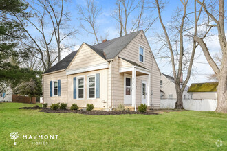 Building Photo - 3-Bedroom Corner Lot Home