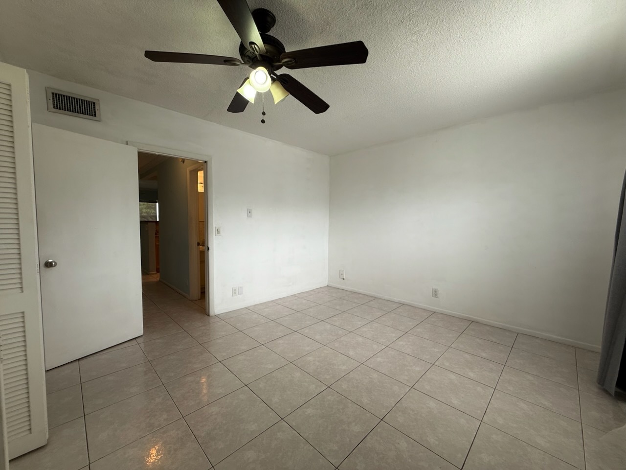 Bedroom - 467 Golden Isles Dr