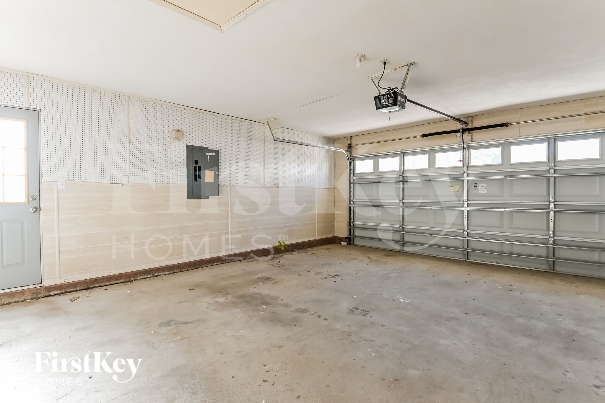 Building Photo - 1347 Brompton Ln