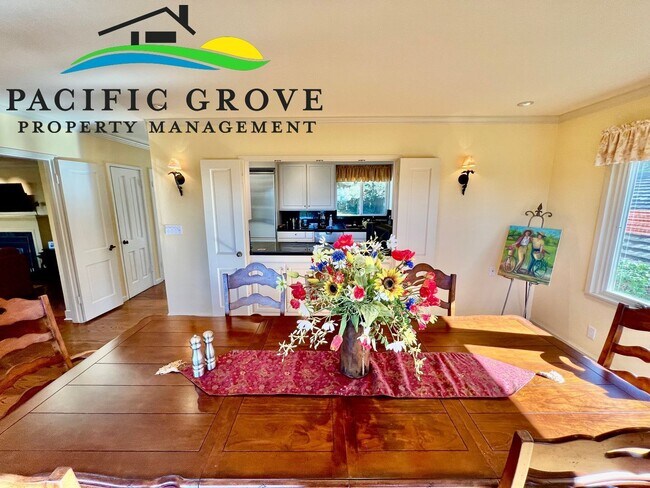 Building Photo - Lovely Ocean View Home Available NOW!