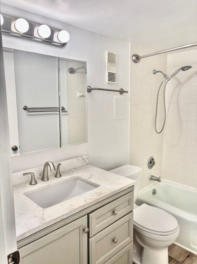 Building Photo - Amazing Community - HIDDEN GEM! Live Across Daytona Beach Inc Water, Internet & Cable ASK ABOUT O...