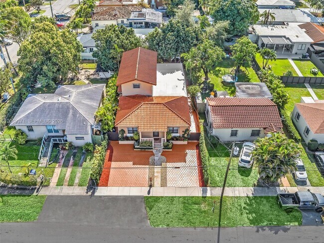 Building Photo - 6460 SW 2nd St