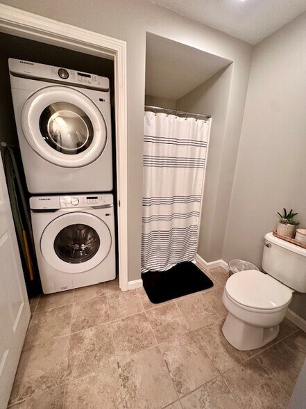 Building Photo - 150 Worcester St