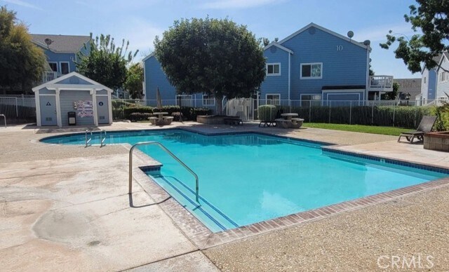 Building Photo - 13018 Sycamore Village Dr