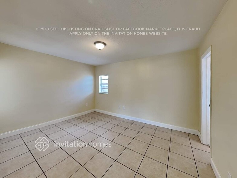 Building Photo - 591 Sioux Rd