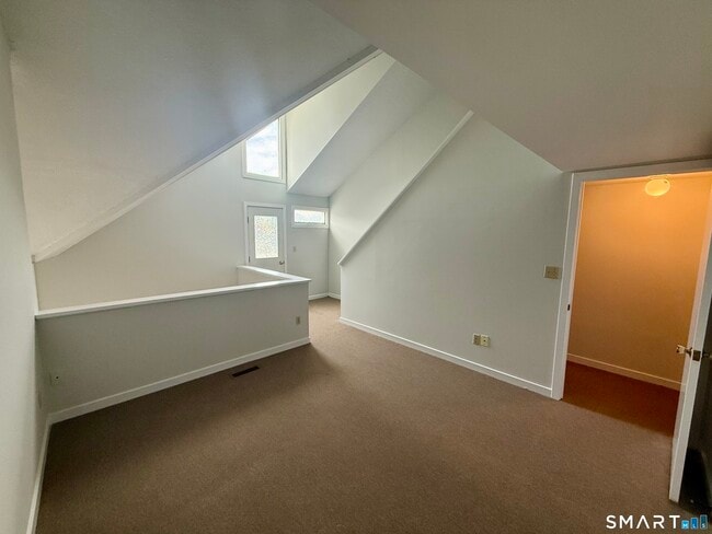 Building Photo - 105 Tremont Ave
