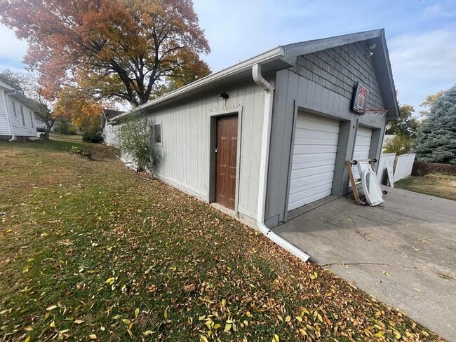 Building Photo - Townhome for Rent in Papillion