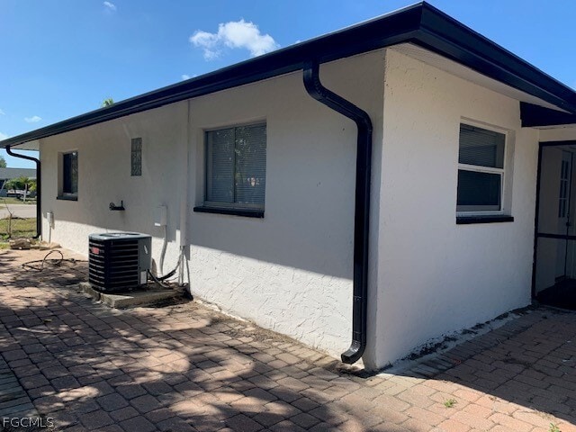 Building Photo - 11296 Summerwinds Ct