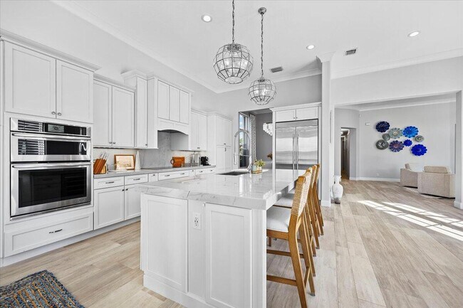 Building Photo - 7557 Preserve Dr