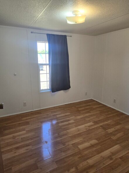 Bedroom 2 - 7275 Old Madisonville Rd