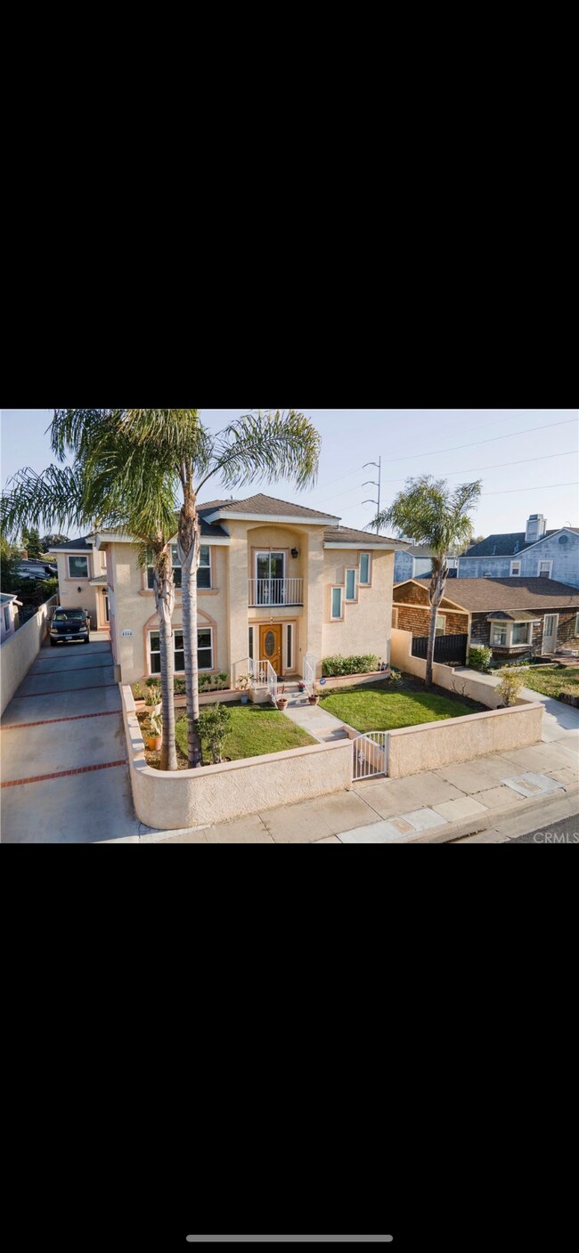 Building Photo - 4564 W 156th St