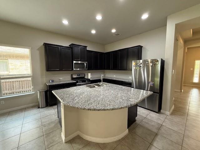 Building Photo - 505 Peregrine Way