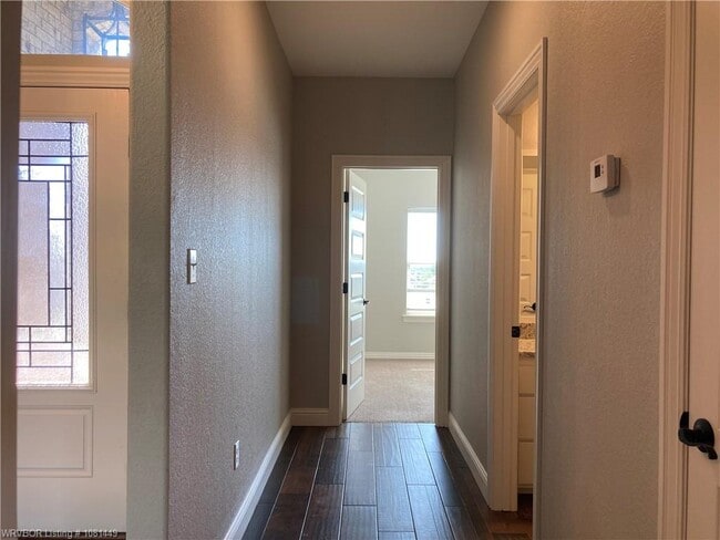 Building Photo - 8000 Jepsen Dr