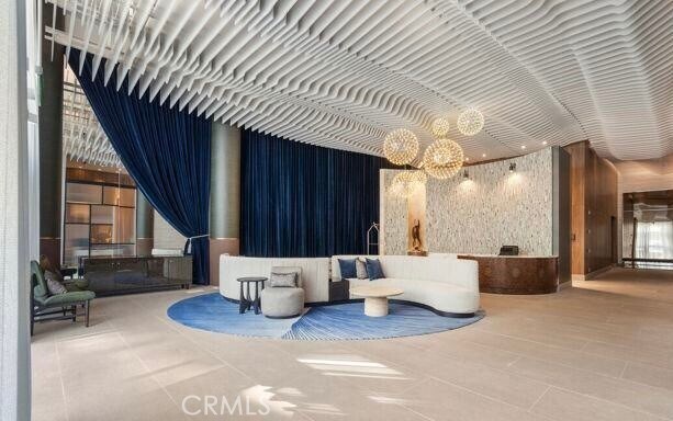 Building Photo - 6250 Hollywood Blvd