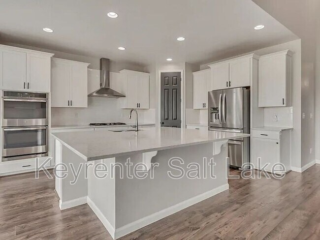 Building Photo - 31 N Palomino Way