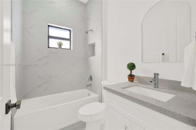 Building Photo - 68 Organ St