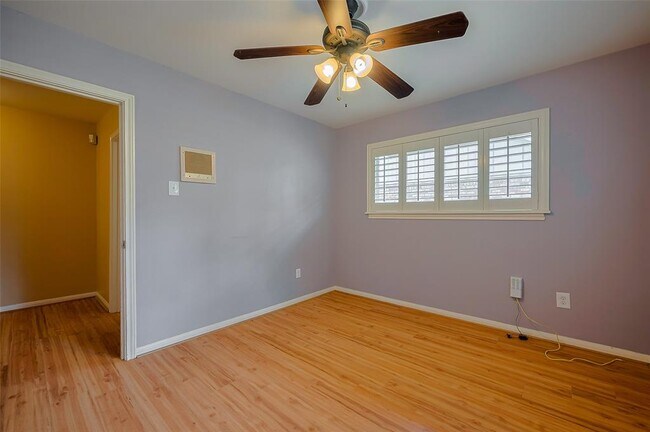 Building Photo - 7906 Braesview Ln