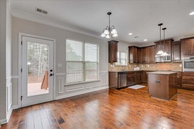Building Photo - 830 Rollo Domino Cir