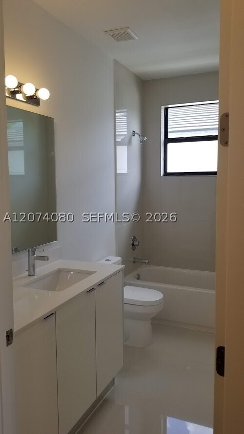 Building Photo - 10543 SW 118th St