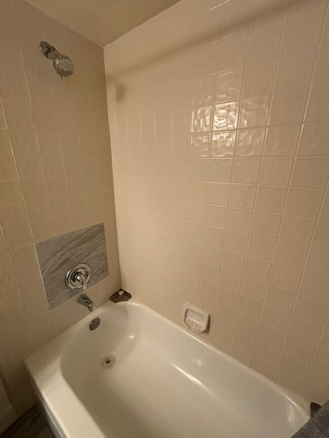Building Photo - 11009 Bahia Ct