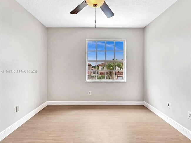 Building Photo - 1498 SW 106th Ave