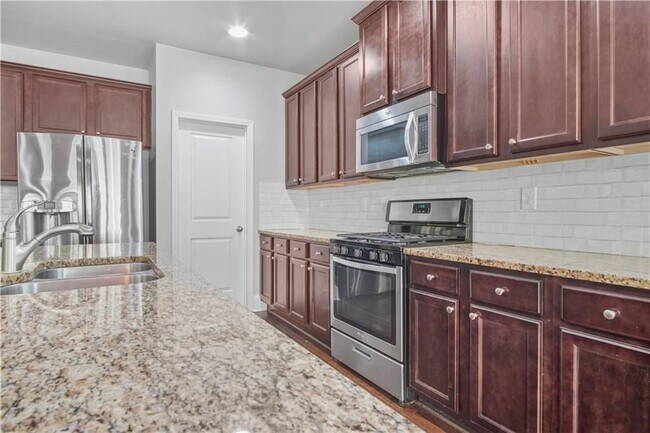 Building Photo - 3995 Village Estates Ct