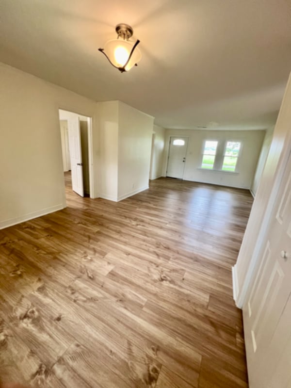 Building Photo - 1036 Blue Springs Rd