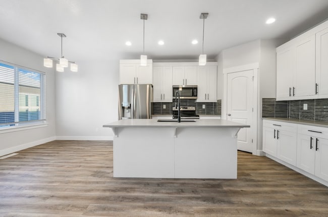 Building Photo - Charming 3-Bedroom Home for Rent in Lehi, UT
