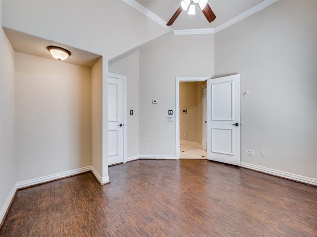 Building Photo - 736 Rockingham Dr