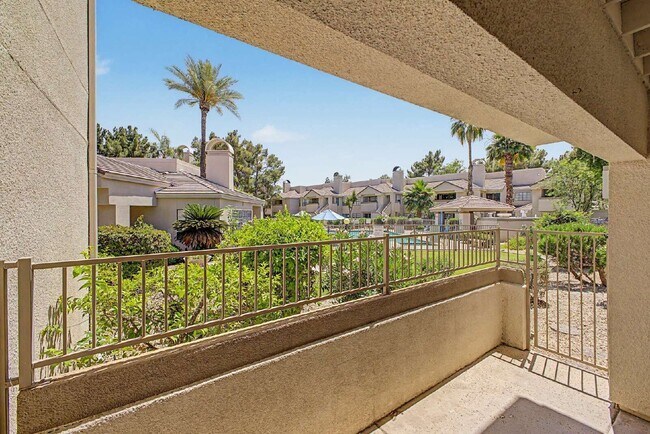 Building Photo - 6885 E Cochise Rd