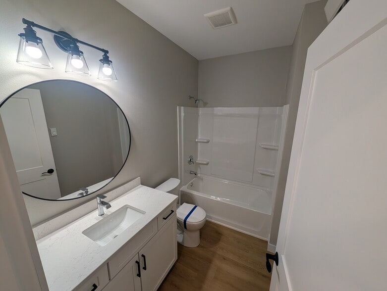 Bathroom - 1 N Minnesota St