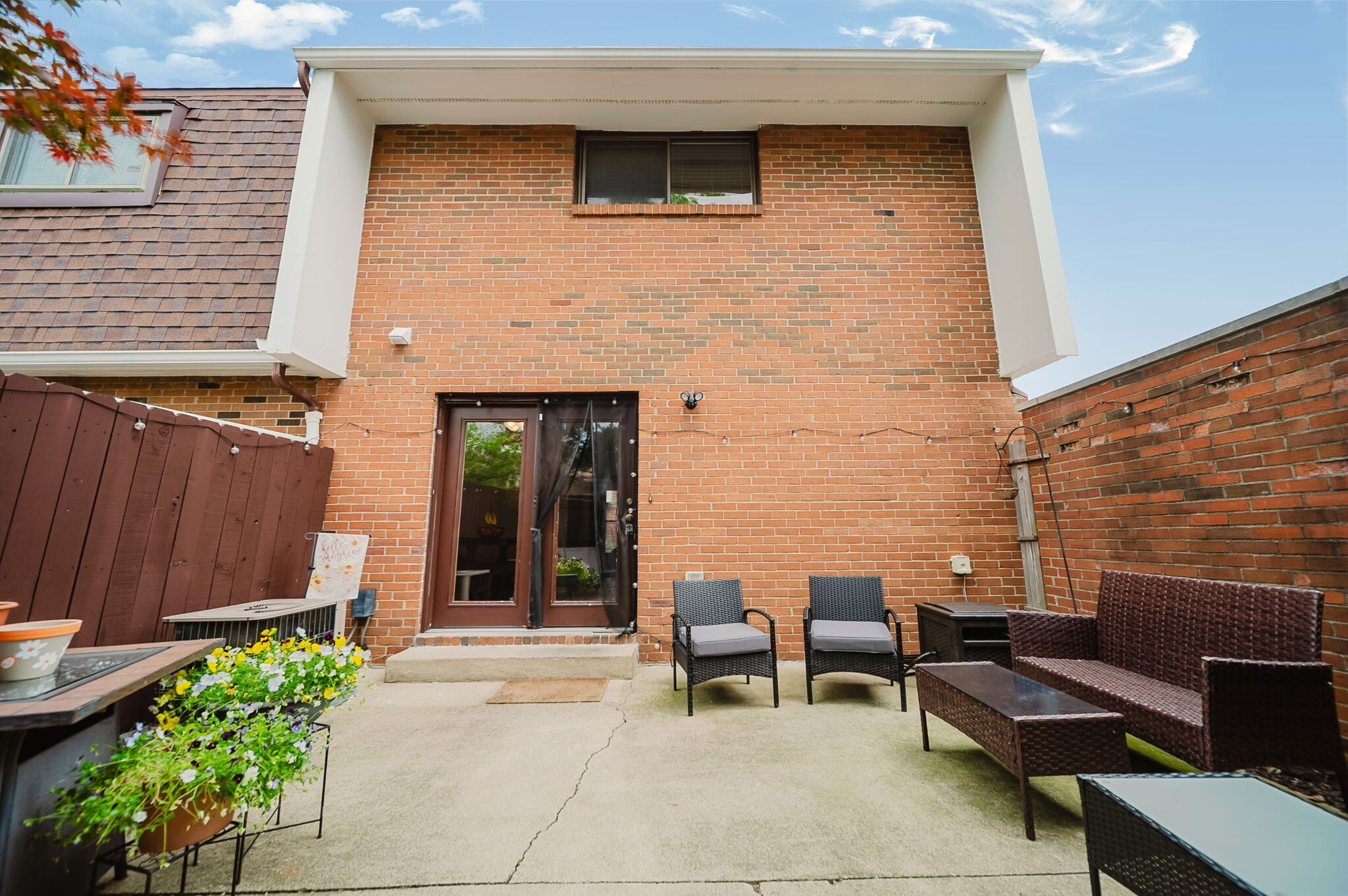 Building Photo - 1906 Willoway Cir S